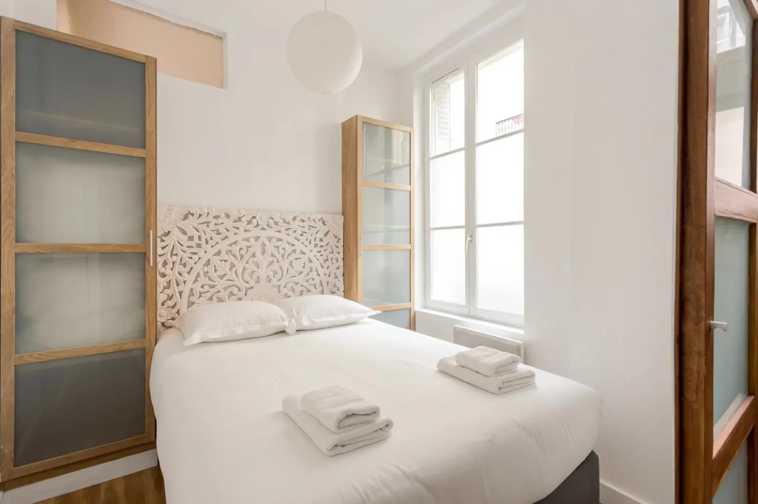 Du Lion/ac Historic Flat, Marais, 4-5 Guests Διαμέρισμα *